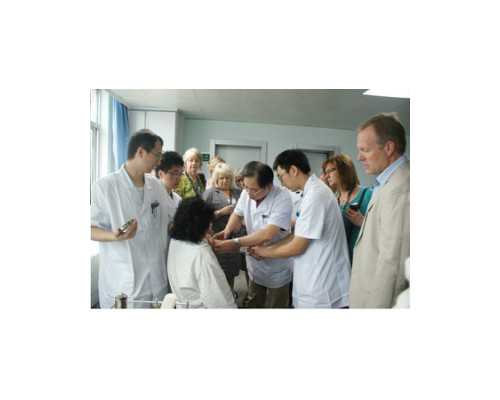 吃达英35期间会来月经吗