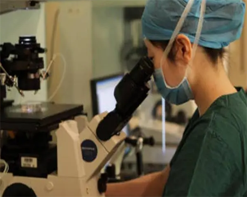 女的已绝经可以做试管代孕吗？